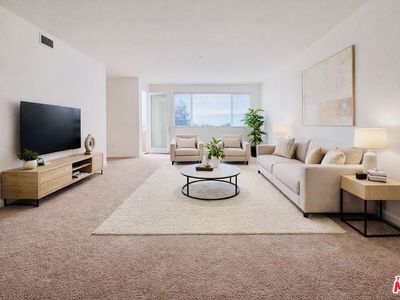 13951 Sherman Way Unit 308, Los angeles, CA, 91405