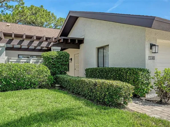3148 Windrush Bourne #20, Sarasota, FL 34235