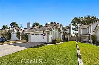 3 bed, 2.5 bath, 1664 sqft, $5,000 — Photo 2