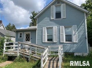 707 13th St, Rock Island, IL