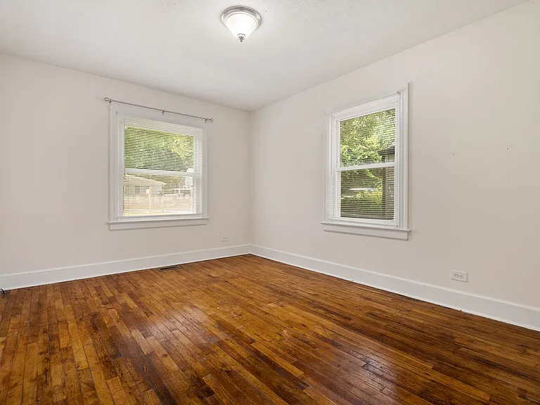 2816 Broad St — Photo 13
