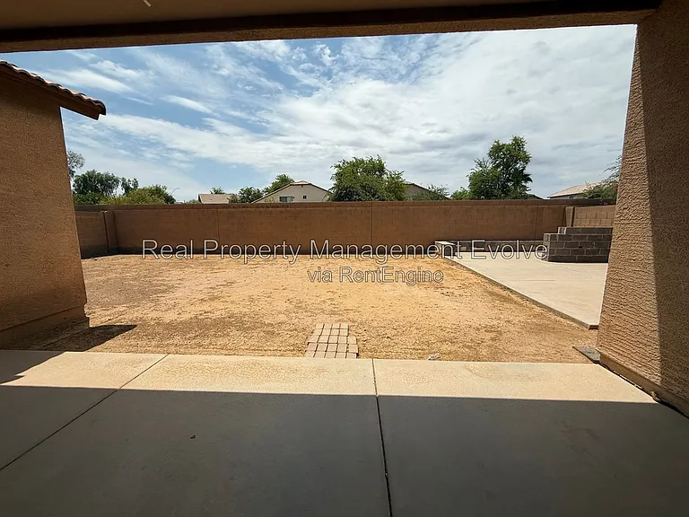 4417 W Saint Kateri Dr — Photo 27