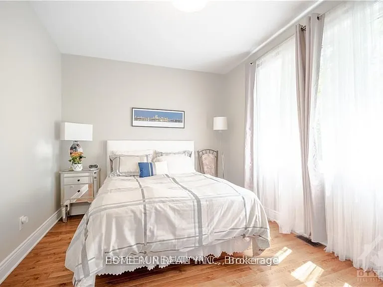 560 Mutual St — Photo 26