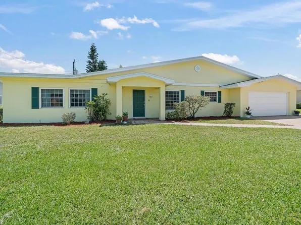 567 S Sonora Cir, Indialantic, FL 32903