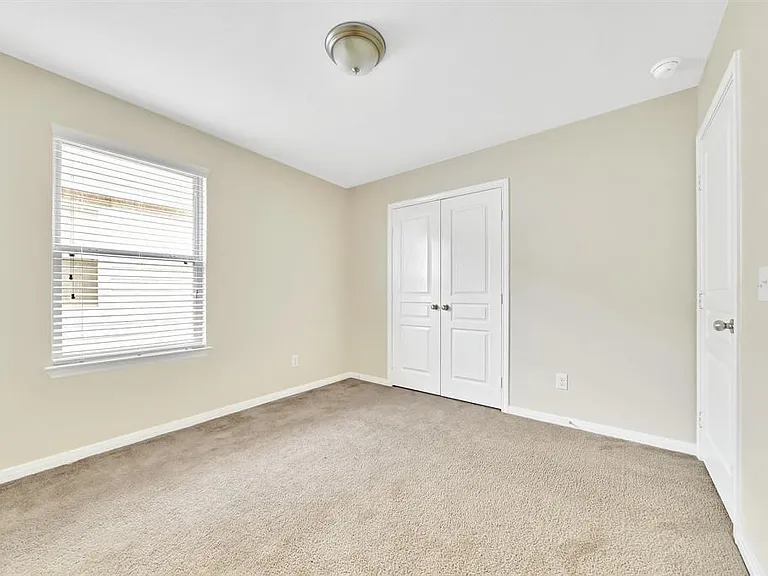 2615 Morning Meadow Dr — Photo 9