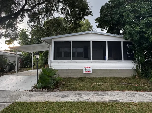 6553 NW 35th Ave, Coconut Creek, FL 33073