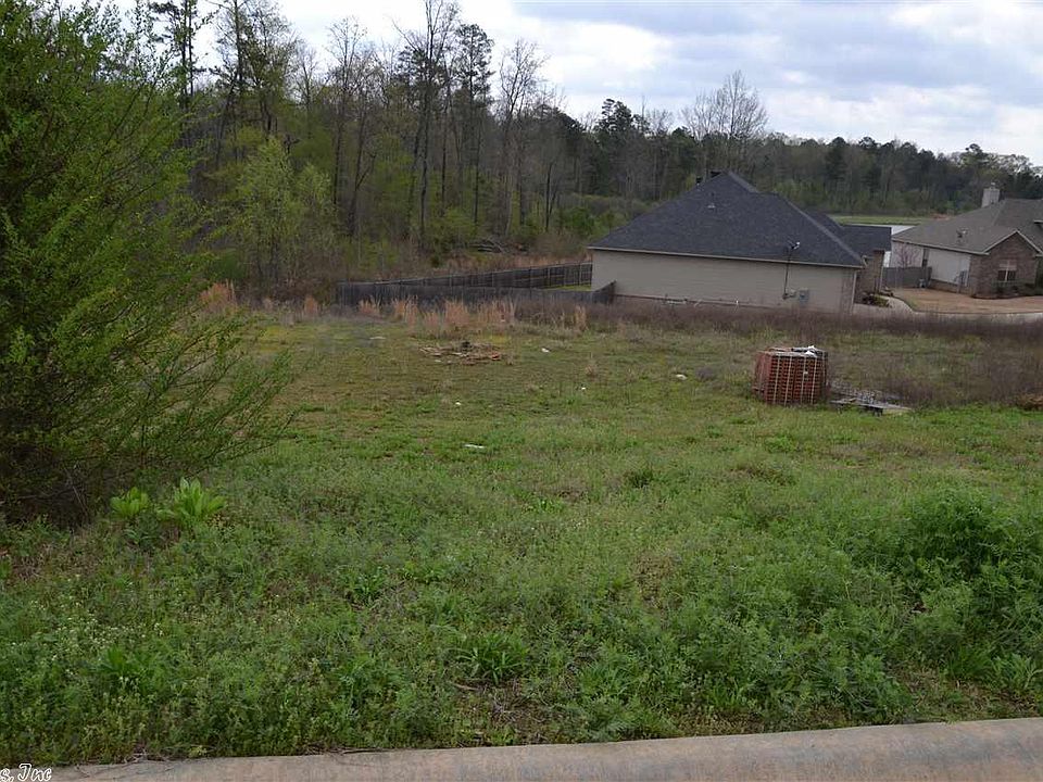 2nd image of 29 Waters Edge Dr