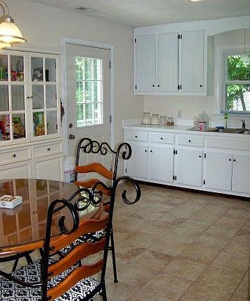 4th image of 8706 Poplar Springs Dr