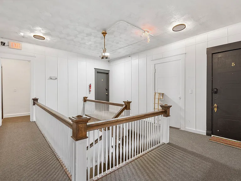 649 South Ave — Photo 35