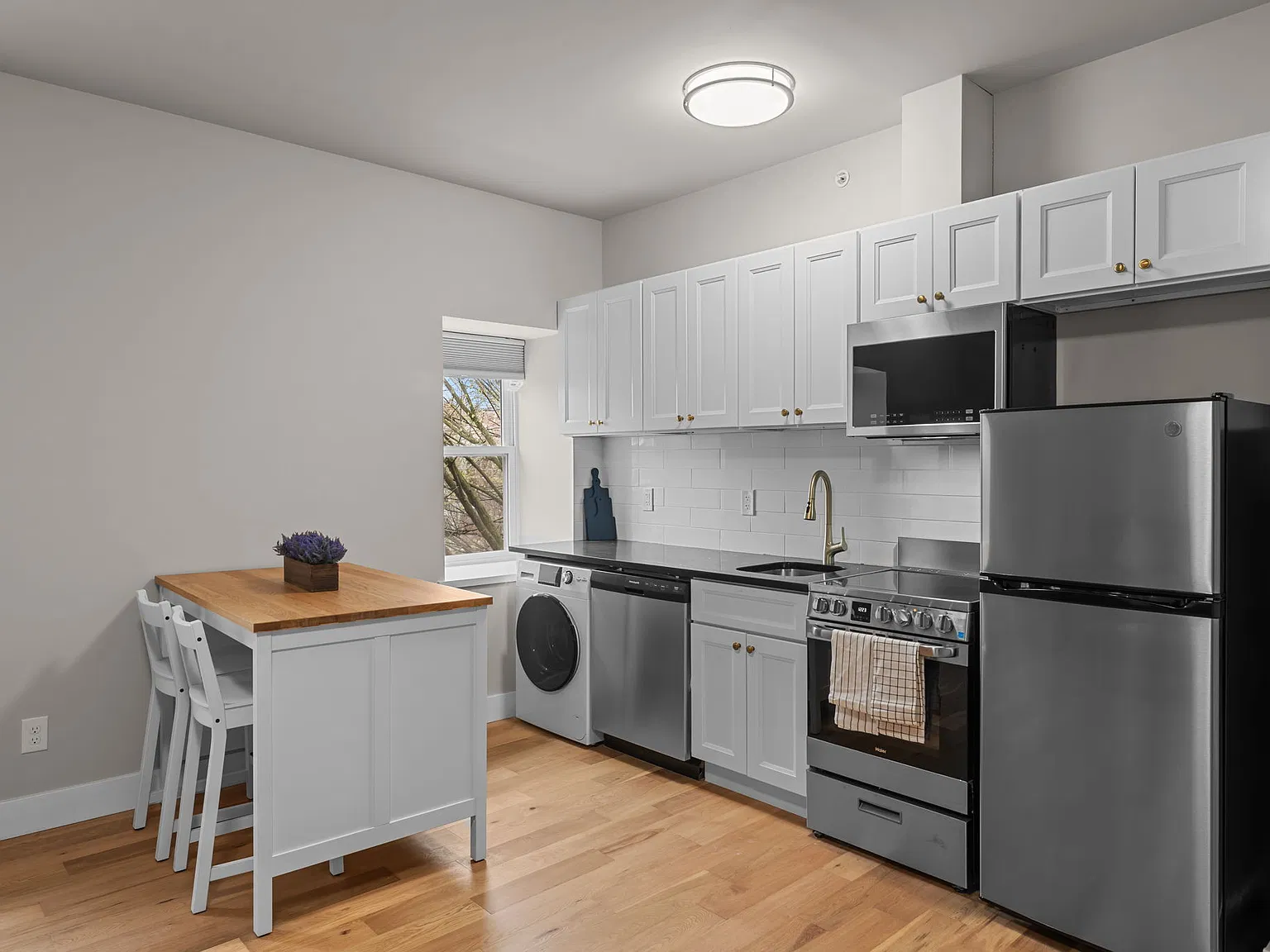 3703 Powelton Ave — Photo 3