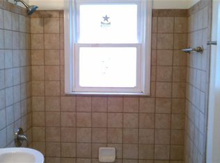 8634 Pembroke Ave, Detroit, MI 48221