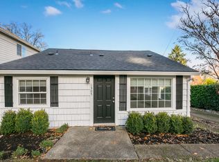 1305 Spruce St, Lake Oswego, OR 97034