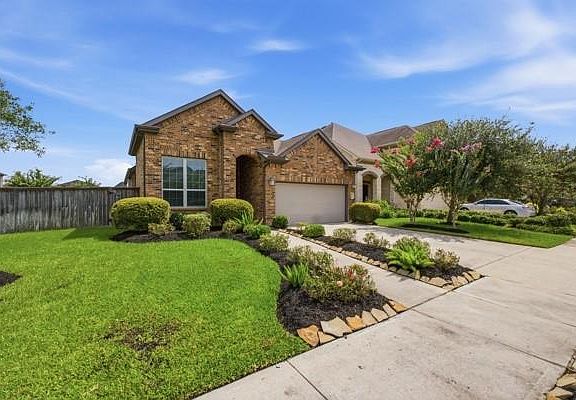 4th image of 2530 Granberry Pt