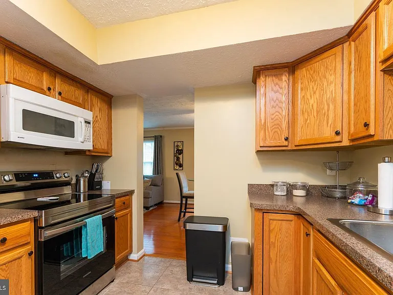 6006 Bobcat Ct — Photo 13