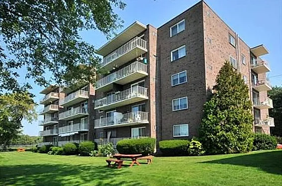 34 Hamilton Rd #206 — Photo 2