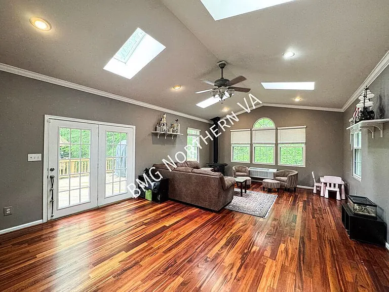 4800 Occoquan Overlook — Photo 15