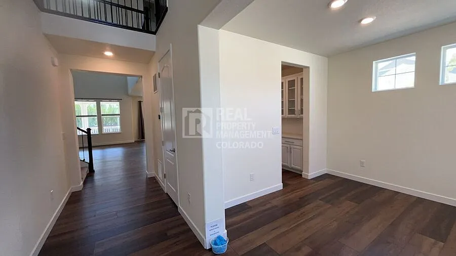 Spacious Erie home with solar and 3-car garage — Photo 3
