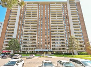 4 Kings Cross Rd #1802, Brampton, ON L6T 3X8