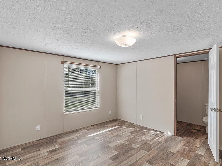 207 Patrick Alan Ln — Photo 15