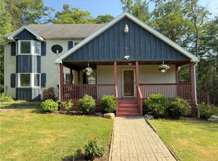 8709 Heath Rd, Colden, NY 14033