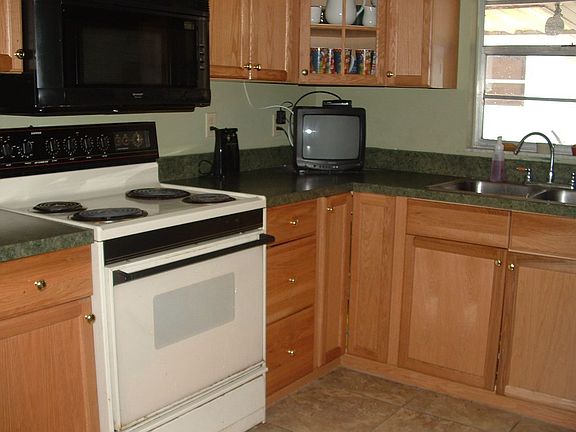  Upgraded Kitchen