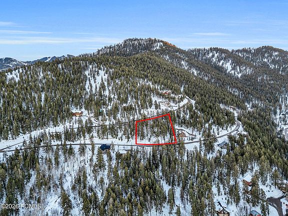 5th image of 475 Matterhorn Dr #124