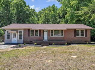 103 David St, Woodruff, SC 29388