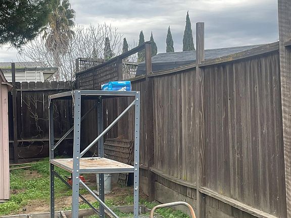 3rd image of 420 Marina Road