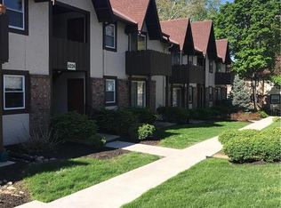 6210 Robinson St APT 1, Overland Park, KS 66202