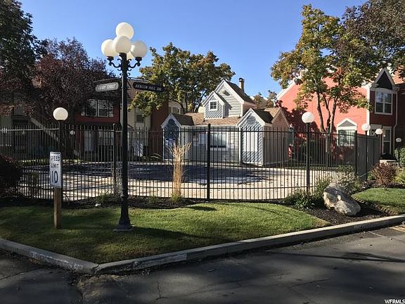 2nd image of 5333 S Beacon Hill Cir
