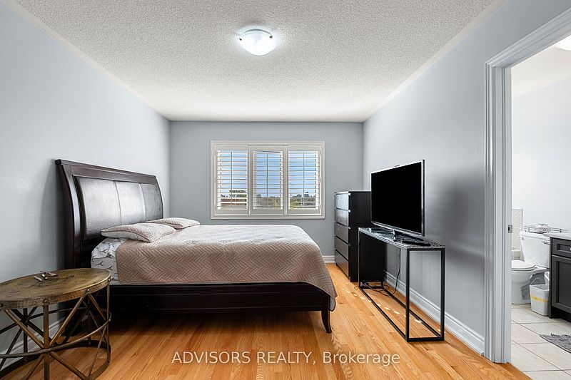 Toronto House for rent - 3 Bedrooms — photo 21