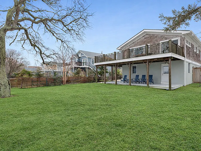 93 Benson Dr — Photo 15