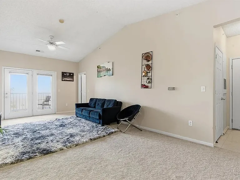2200 Classen Blvd #3134 — Photo 4
