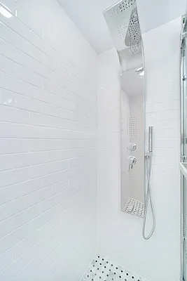 Rented by The Agency | media 14