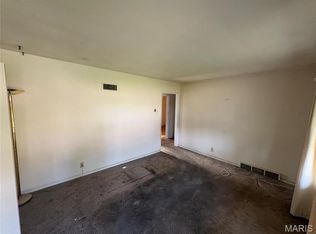 7912 Birkenhead Dr, Saint Louis, MO 63123