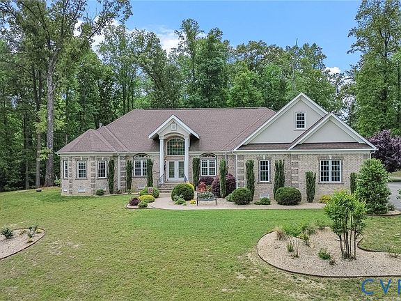 2nd image of 2403 Bermuda Ave