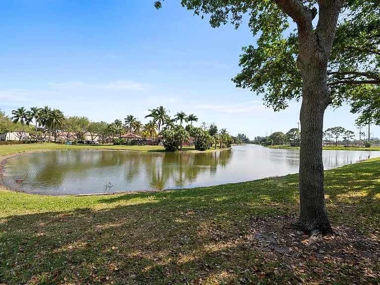 7826 Sienna Springs Dr — Photo 21