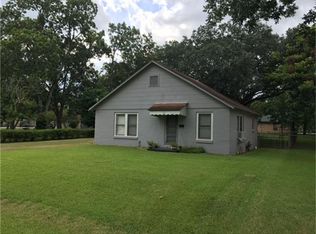 2617 N Rusk St, Wharton, TX 77488