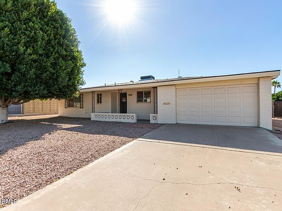 2nd image of 5663 E DES MOINES Street