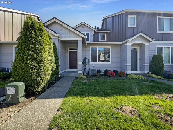 313 NE 52nd St, Vancouver, WA 98663