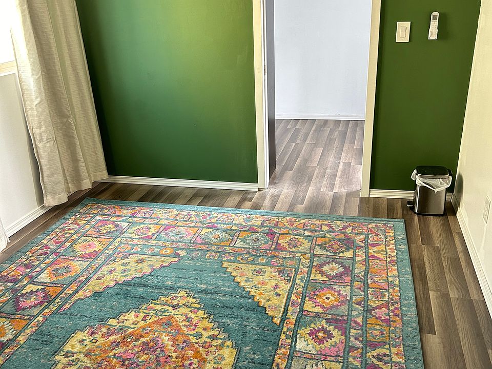 1st image of 3925 69th St