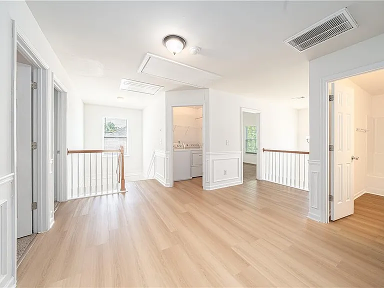 715 Moonlight Way — Photo 20