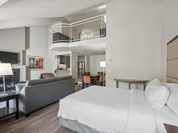 3035 Chemin De La Chapelle #454, Mont Tremblant, QC J8E 1E3