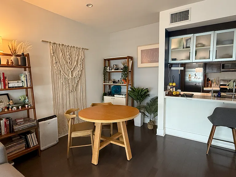 1700 Sawtelle Blvd #208 — Photo 24