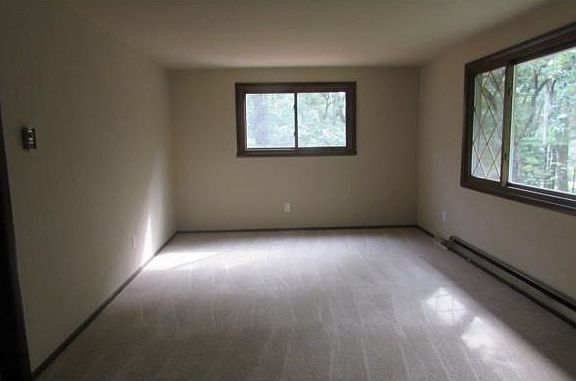 2nd image of N1706 William Dr