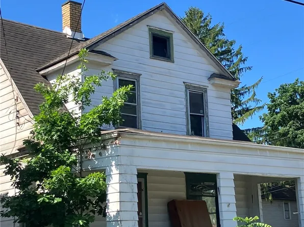 541 Lorain St, Sharon, PA 16146