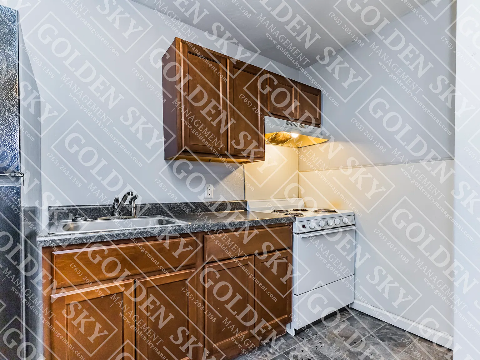2404 State St — Photo 4
