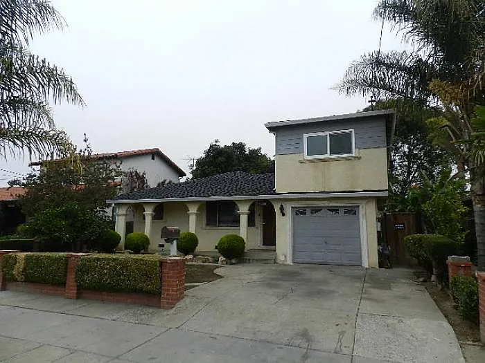 33626 7th St photo 1