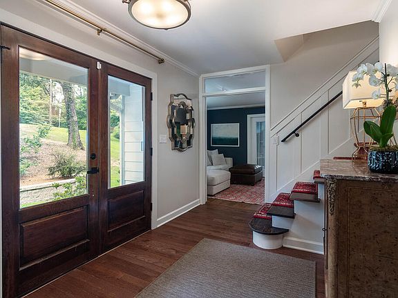 2nd image of 503 Sisk Ave