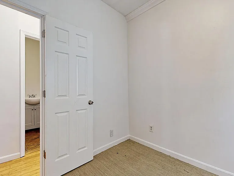 243 Spring St — Photo 6